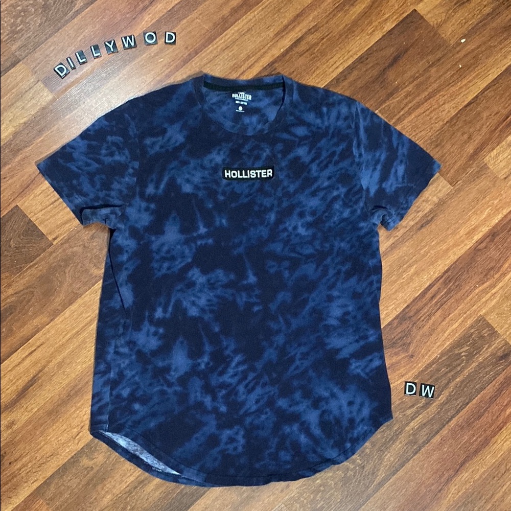 Hollister Men's Blue Tie-Dye Shirt